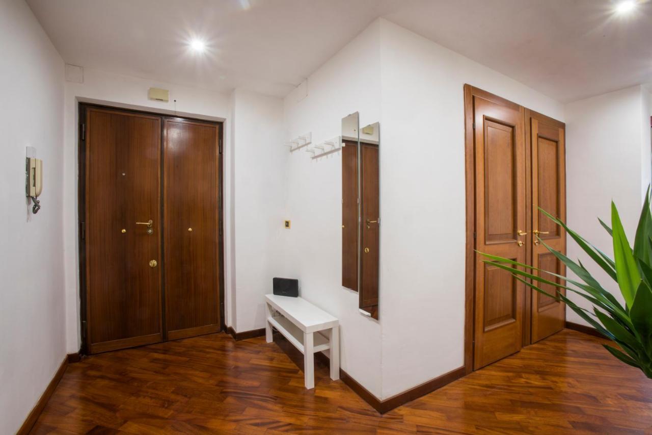 Appartamento Moderno Metro B San Paolo Rom Exteriör bild