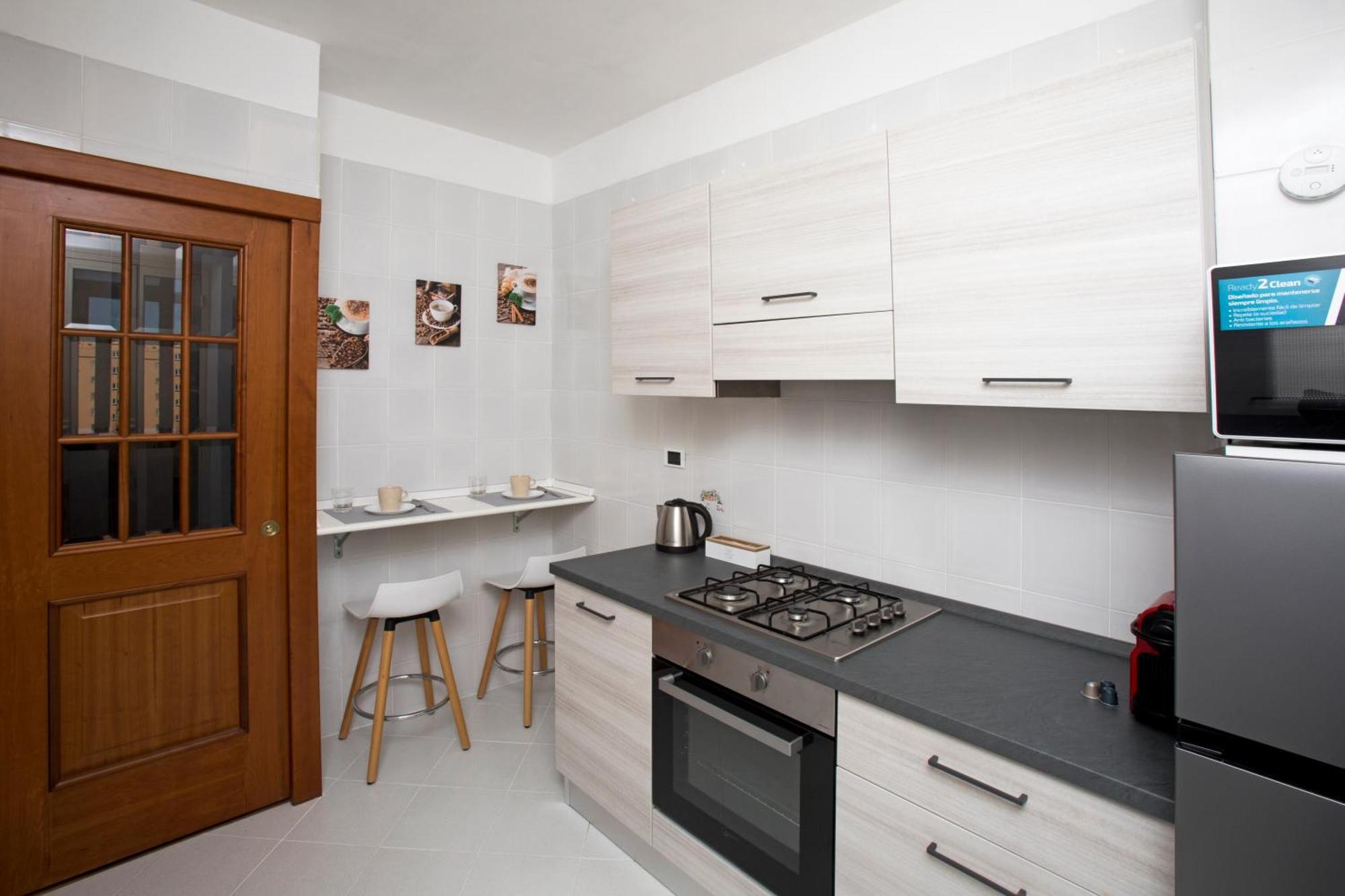 Appartamento Moderno Metro B San Paolo Rom Exteriör bild